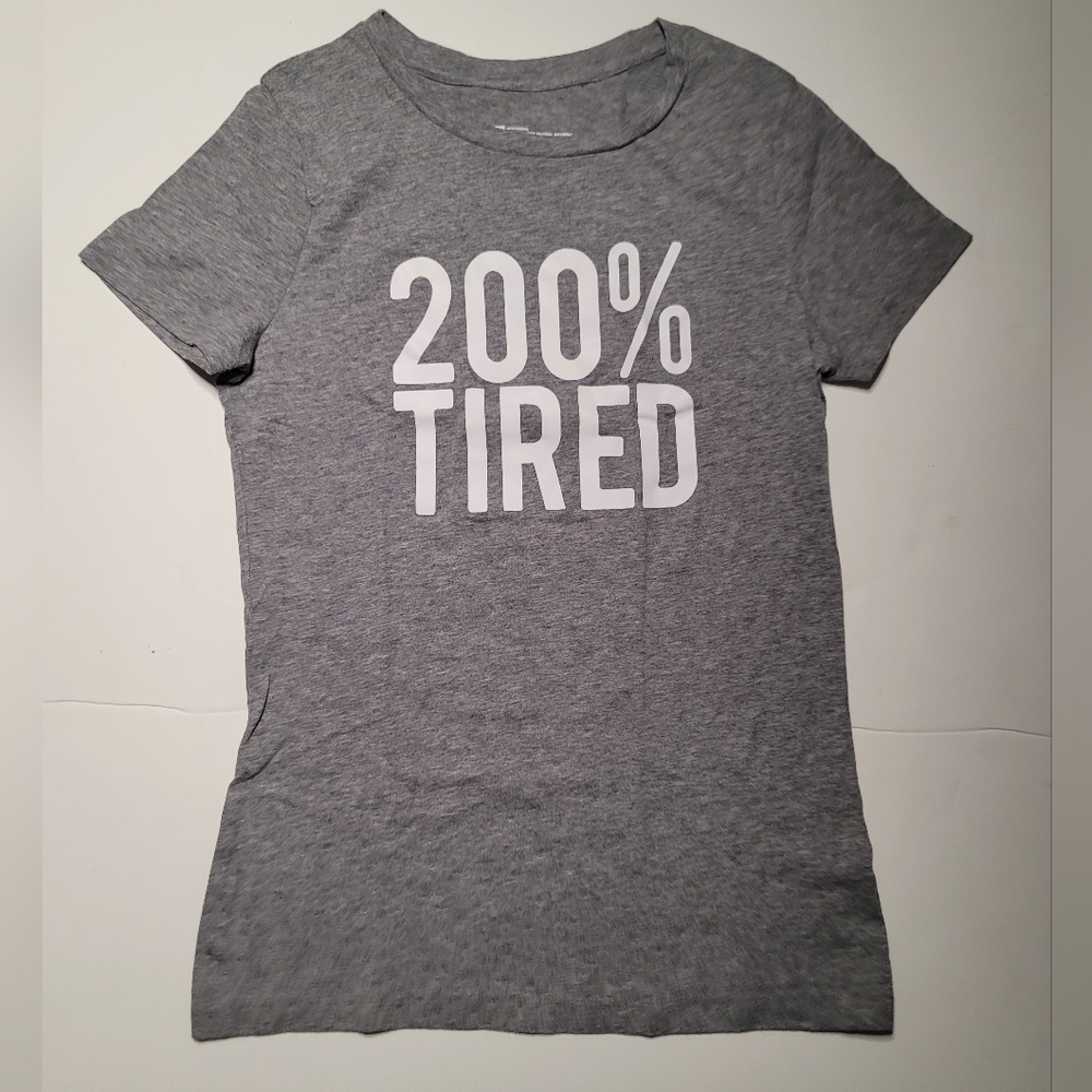 200% tired tee size small